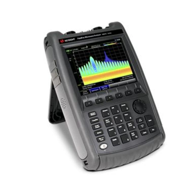 N9951B FieldFox Penganalisis Spektrum Gelombang Mikro Pegang Tangan