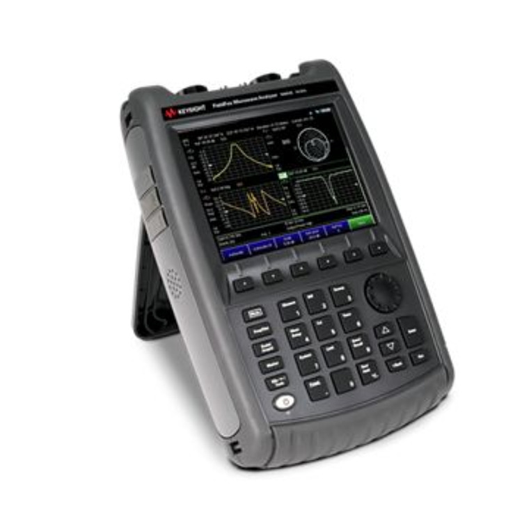 N9953B FieldFox Penganalisis Spektrum Gelombang Mikro Pegang Tangan